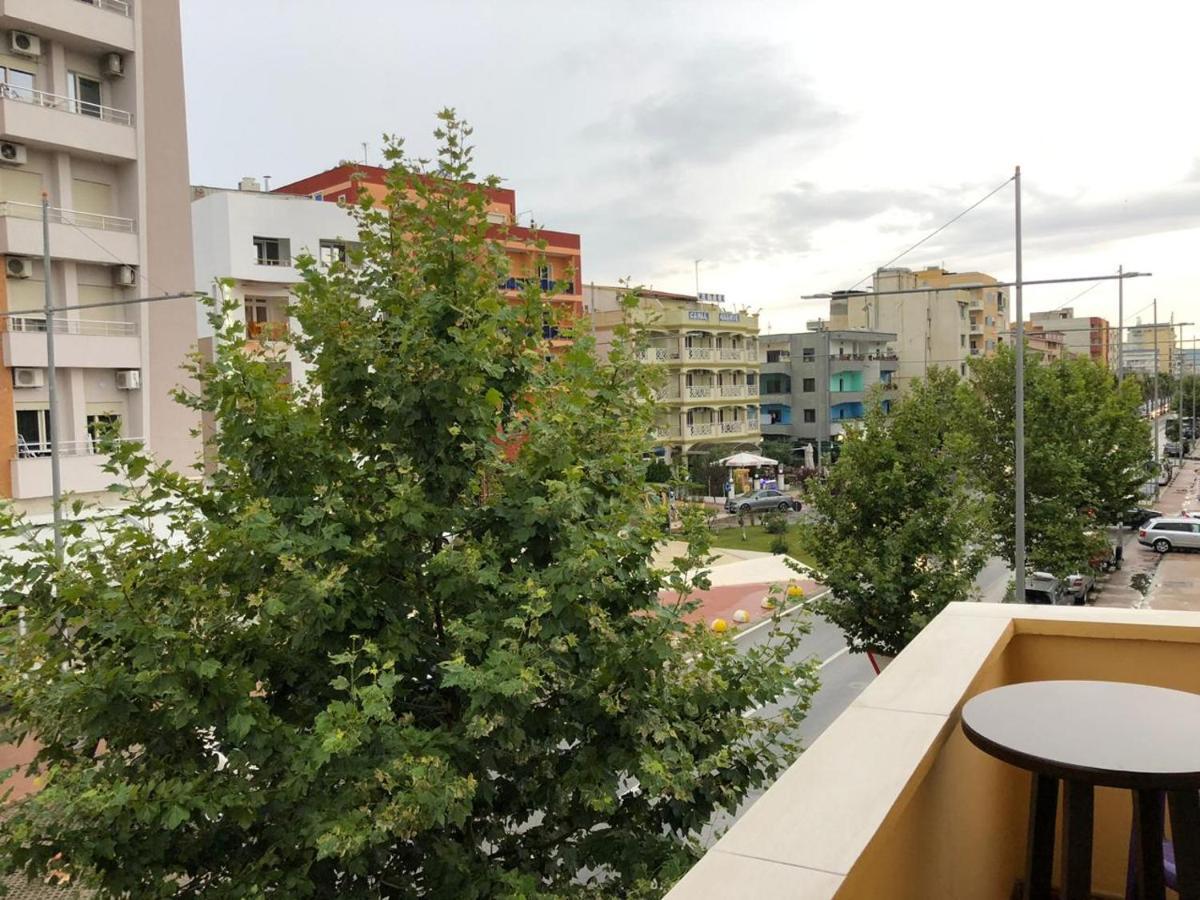 Hotel Vogli's House Durrës Esterno foto